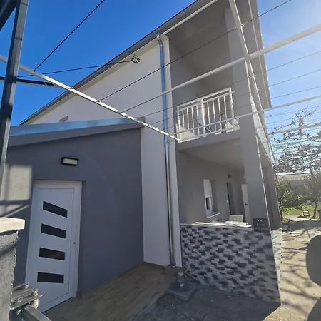 Sutic * Kaštel Novi