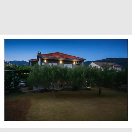 Sutic Kaštel Novi