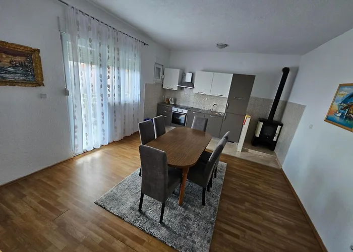 Lejlighed Sutic Kaštel Novi